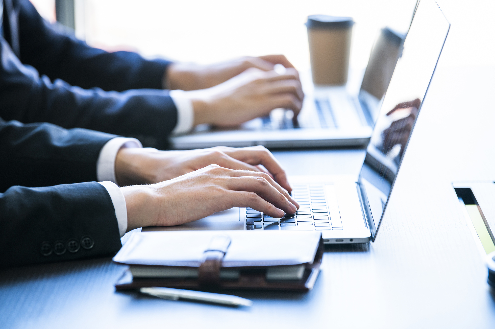 売上債権とは？勘定科目と貸借対照表の基本から未回収リスク対策まで解説